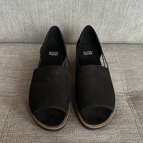 New Eileen Fisher "Ken" two-piece leather sandals - Picture 3 of 8